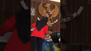 SIMBAH TAKUT APA GELI DI SUNTIK SAMA DOKTERNYA... 😁😁😁😁😁😁😁😁😁😁😁