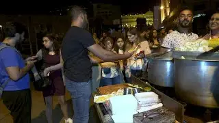 Liban: pour les vendeurs ambulants, la contestation est une aubaine | AFP News