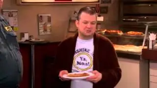 Lucky Louie - Free pizza