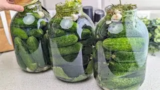 Gurken mit Leitungswasser auffüllen und zwei Jahre lang aufbewahren! Einfaches Rezept für den Winter