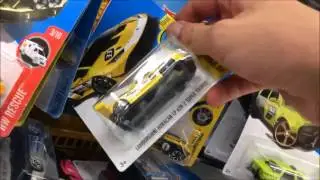 Hot Wheels In Store - Drops Phone While In Toys 'R' Us!