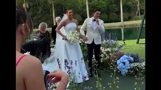 Quando o noivo n sabe em qual dedo colocar a aliança