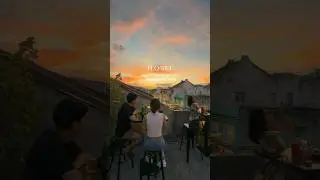 Бар на крыше, с видом на Old Town