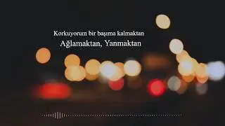 Hüseyin Aktaş - Yağmurlarda Koştuk (Official Lyric Video) #yağmurlardakoştuk