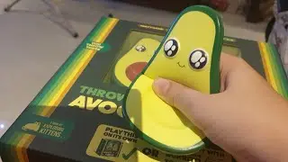 Throw Throw Avocado unboxing! (squishy and throwable)