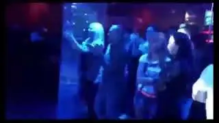 Мужской стриптиз в Неоне