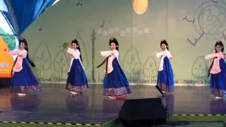 (Cho Seowoo Children Performing Group) Korea folkdance-배소연(Taepyeongmu)