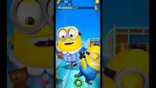 Mega Minion Pajama Bob Punching Minions at Freedonia & The Arctic Base 