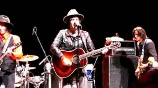 jesse malin, alejandro escovido - you cant put your arm around a memory