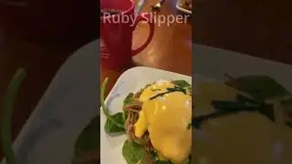 A must do breakfast at Ruby Slipper in New Orleans #neworleans