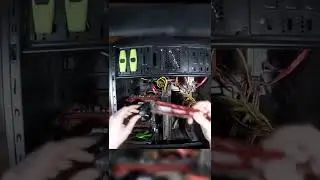 How to install ram #spoilers it's simple. #techtips #ram #ddr #pc #pcbuild