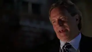Smallville Season 6x04 Green Arrow saves Lois from Thugs
