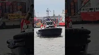 TUGBOAT Close-Up 🚢