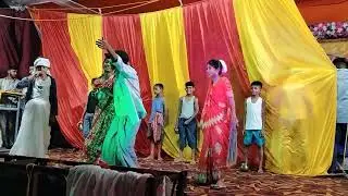 Bathroom kahan hai // 😂बाथरूम कहाँ है // कॉमेडी danceवीडियो#comedy#dance#trending#rocky#viraldance