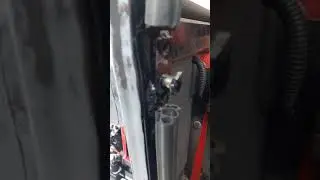 замок и газлифт двери на дверь т-25