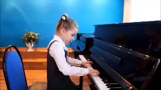 Разинкова Ксюша,8 лет