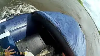 Испытание волнами лодки Gladiator 370al+мотор Tohatsu18