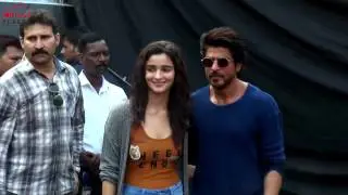 Fans Spotted Shahrukh Khan | Hrithik Roshan | Alia Bhatt | Jacqueline Fernandez At Mehboob Studio