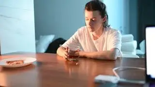 Как пережить уход мужа: бэкстейдж со съёмок фильма “Жизнь Эризтины”