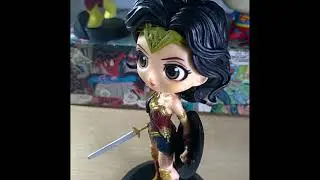 Mulher Maravilha Liga da Justiça Miniatura Decorativa