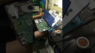 Решено.Помехи на экранe HP 14-b015. Четверит изображение. Ремонт.