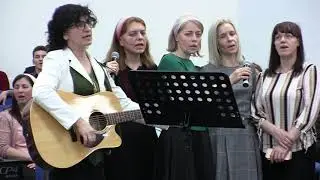 Grup din Avila -Gata imi este inima sa cante