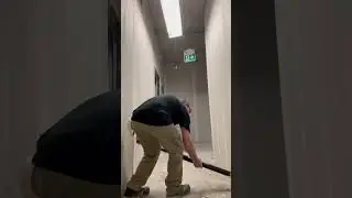 32” Compound Tube Perfect for Corridors