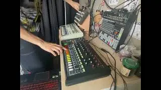 Behringer RD-9, RD-8, TD-3 Welcome Alien 👽 - Acid Live