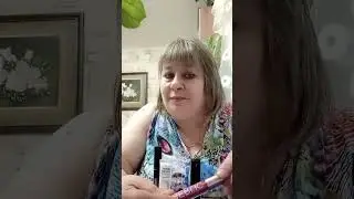 мой отзыв о блеске для губ 💋Артикул 40591