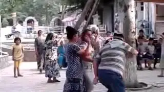 Uz   Бу ким экан 2015
