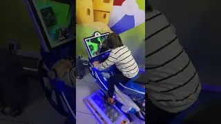 Bu çocuk böyle motor kullanmayı nerden öğrendi 🤪😝