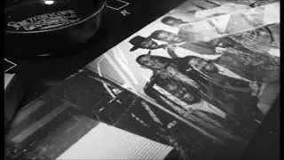 954 The Explosions - Shuffle Bump