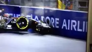 crash hulkenberg Singapore 2015 Formula 1