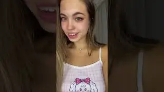 OMG! What is this girl doing?