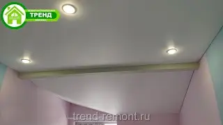 Фигурные или ломаные натяжные потолки в мансардной крыше