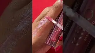 KIKO Milano - Joyful Holiday - Glam lip care to lip makeup!