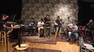 La mafia ensyando "te deseo lo mejor y a pesar de ti"