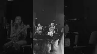 Sierra Hull and Courtney Hartman sing Walk on Boy