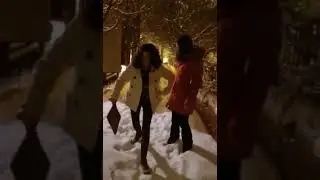 Ankara'nın karlı havasında Deniz Baysal ve Ezgi Şenler | Teşkilat
