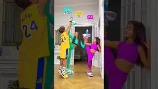 Who has a better sport outfit? 🤪😈  