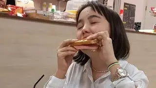 Опять в кафешке😄