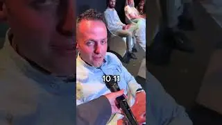 Hipnotizado cree que tiene 11 dedos!! 
