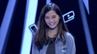 The Voice Thailand - วี วิโอเลต - Leaving On A Jet Plane - 29 Sep 2013