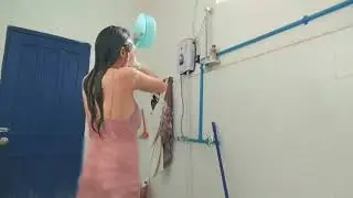 lihat cewek mandi bikin basah
