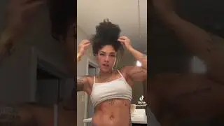 Beautiful Female CrossFit Athlete 