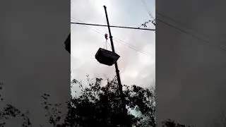 Контейнером да по голове!