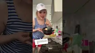 Чуток пересолила суп😁