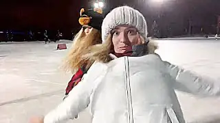 ебнулась в харчу  