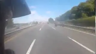 Uccide un Motociclista Durante un Raduno, gli Amici della Vittima lo Inseguono VIDEO SHOCK