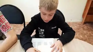 Аня проводит мастер-класс по скорочтению | Упражнение с листочком